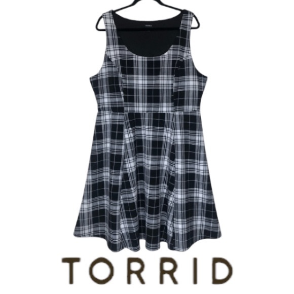 torrid Dresses & Skirts - 4X TORRID Black and White Plaid Skater Dress, NWT